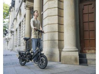 Efficient, Eco-Friendly Travel: E-Bikes for Urban Commuters!